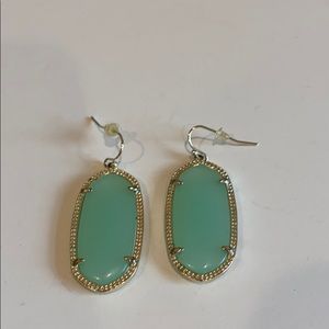 Kendra Scott Elle Gold Drop Earrings